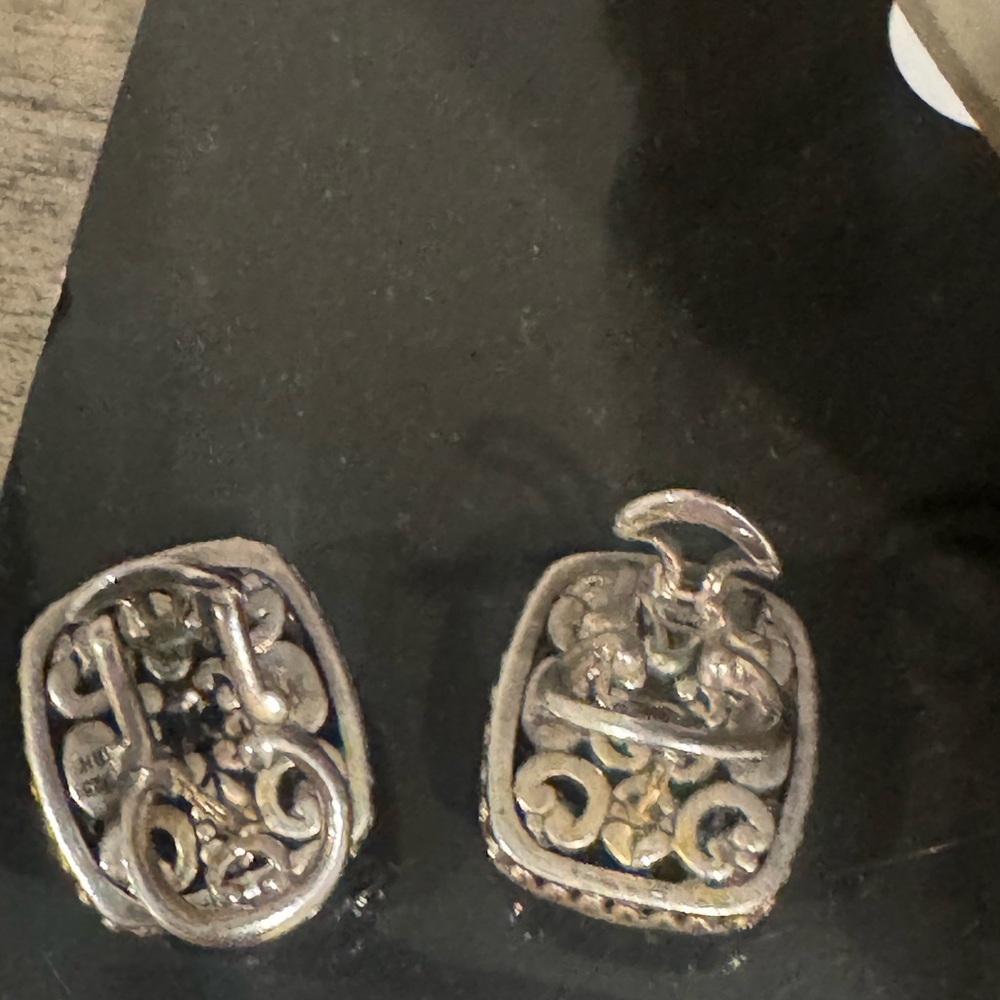 Like new John Hardy Earrings - Picture 2 of 4